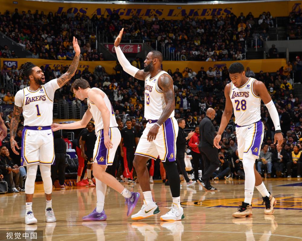 众意见之间 众意见之间