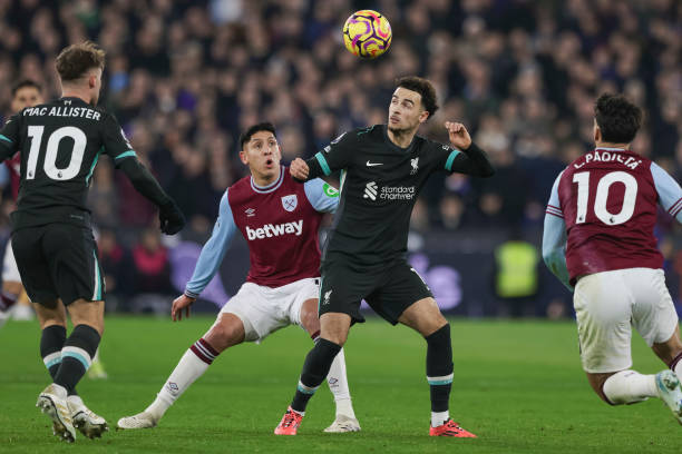 赛场上的一 赛场上的一